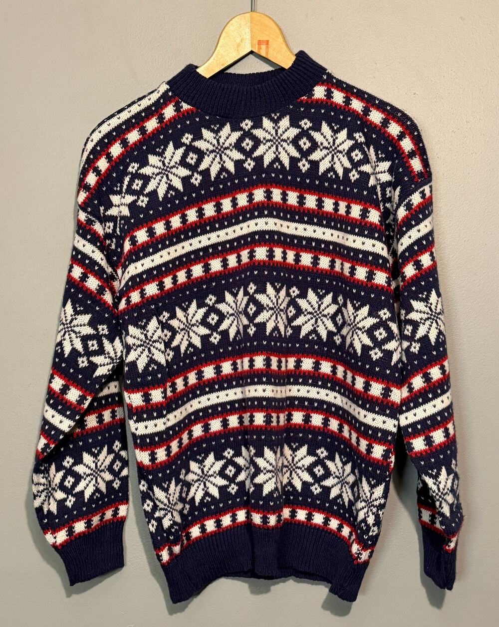 Vintage American Pride Fair Isle Snowflake Sweater Large USA made 80s 90s Nordic